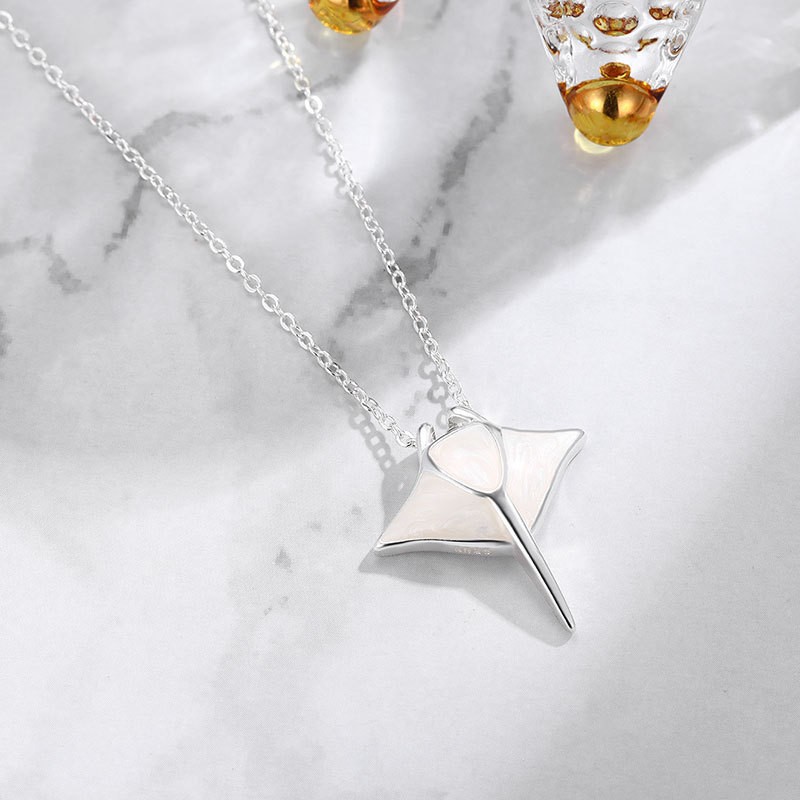 Womens Nautical-Style Manta Ray Pendant Necklace