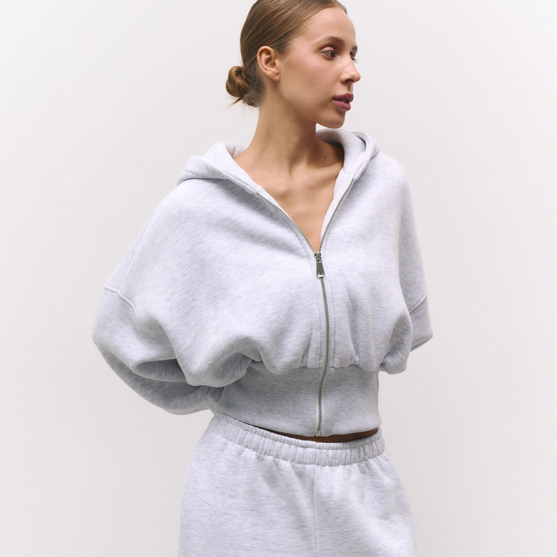 Classic Solid-Color Sweater Womens FallWinter Waist-Cinching Outerwear Set