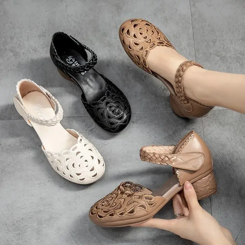 Womens Fashionable Versatile Round-toe Hollow-out Flat Shoes