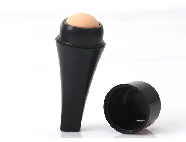 Absorb Oil And Shrink Pores Facial Cleansing Plastic Massager Black - Shop at LoveMi