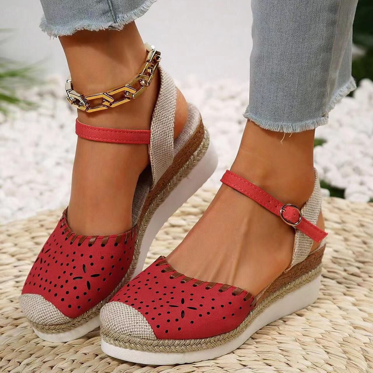 https://cf.cjdropshipping.com/quick/product/ef1acbda-237b-4981-8467-bb3cc9cb5c8c.jpg