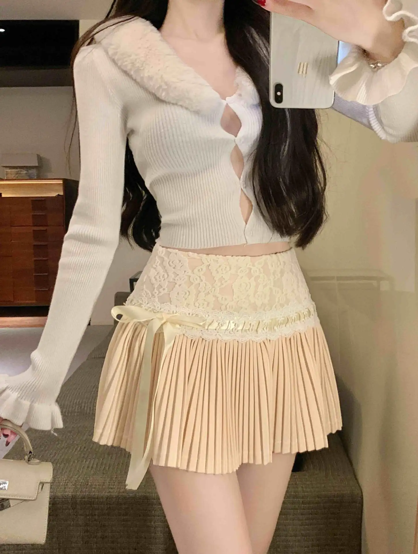 High Waist Slimming A- Line Lace Stitching Small Pleated Skirt