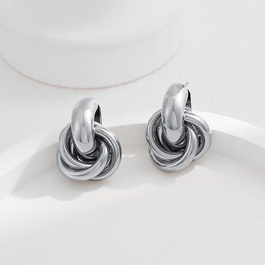 Buy Women's Clothing Online | Buy Trending Dresses for Women