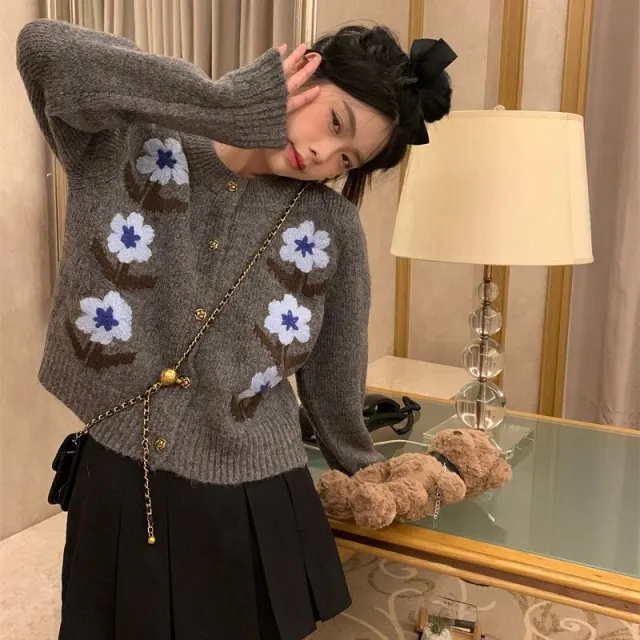 Retro Small Short Soft Glutinous Flower Sweater Women Gray - Shop at LoveMi
