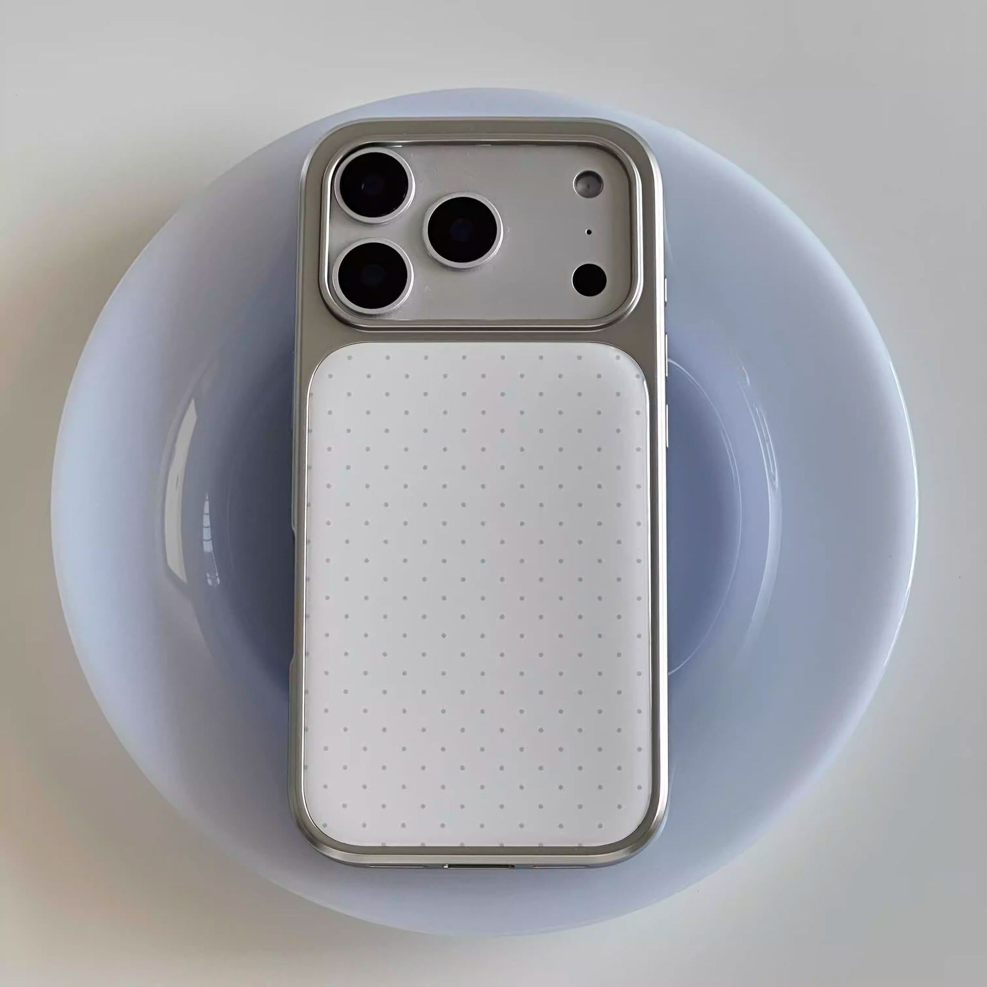 Versatile Polka-Dot Plaid Electroplated Silver Phone Case