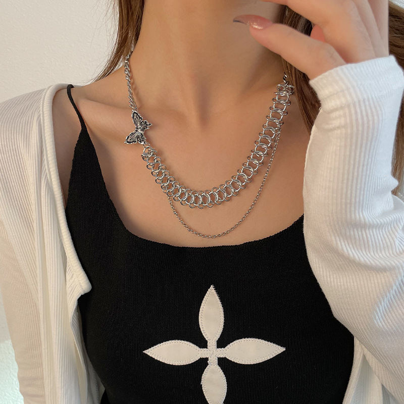 Sweet Cool Dark Personality Butterfly Necklace