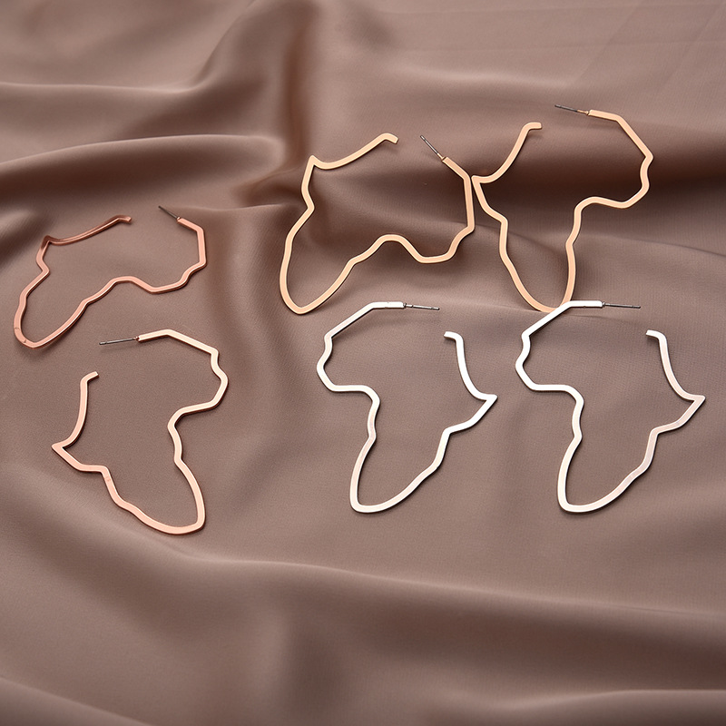 Personalized Fashion Map Hollow Punk Earrings