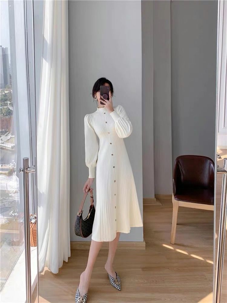 Buy Women's Clothing Online | Buy Trending Dresses for Women