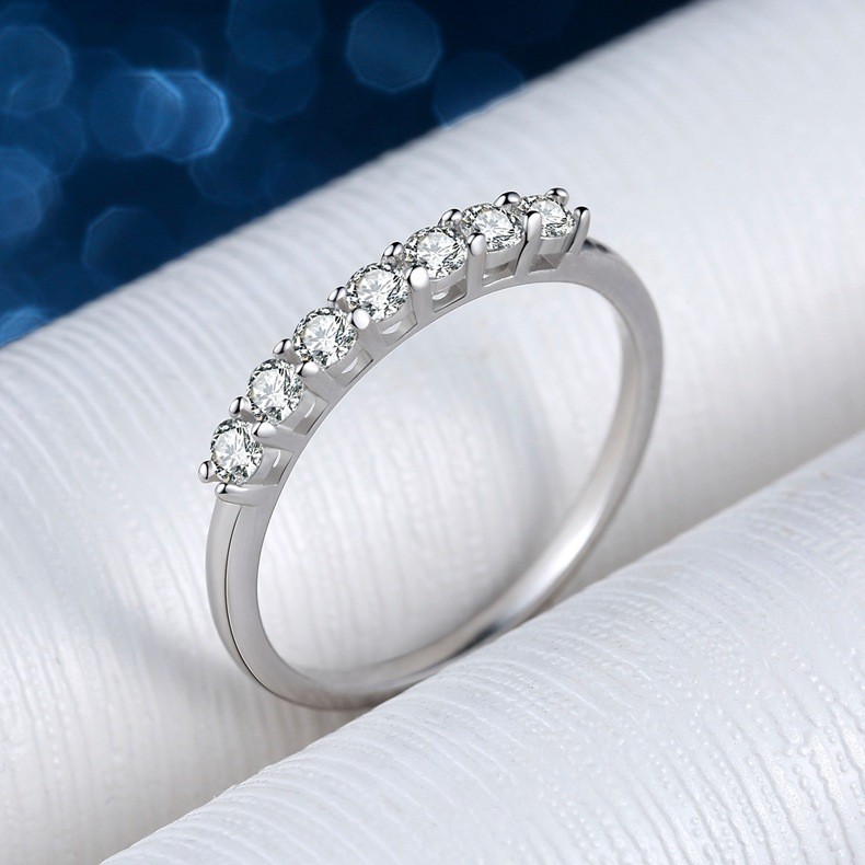 European And American Popular One-word Row Fashion Inlaid Seven-star Row 925 Silver Moissanite Ring Women
