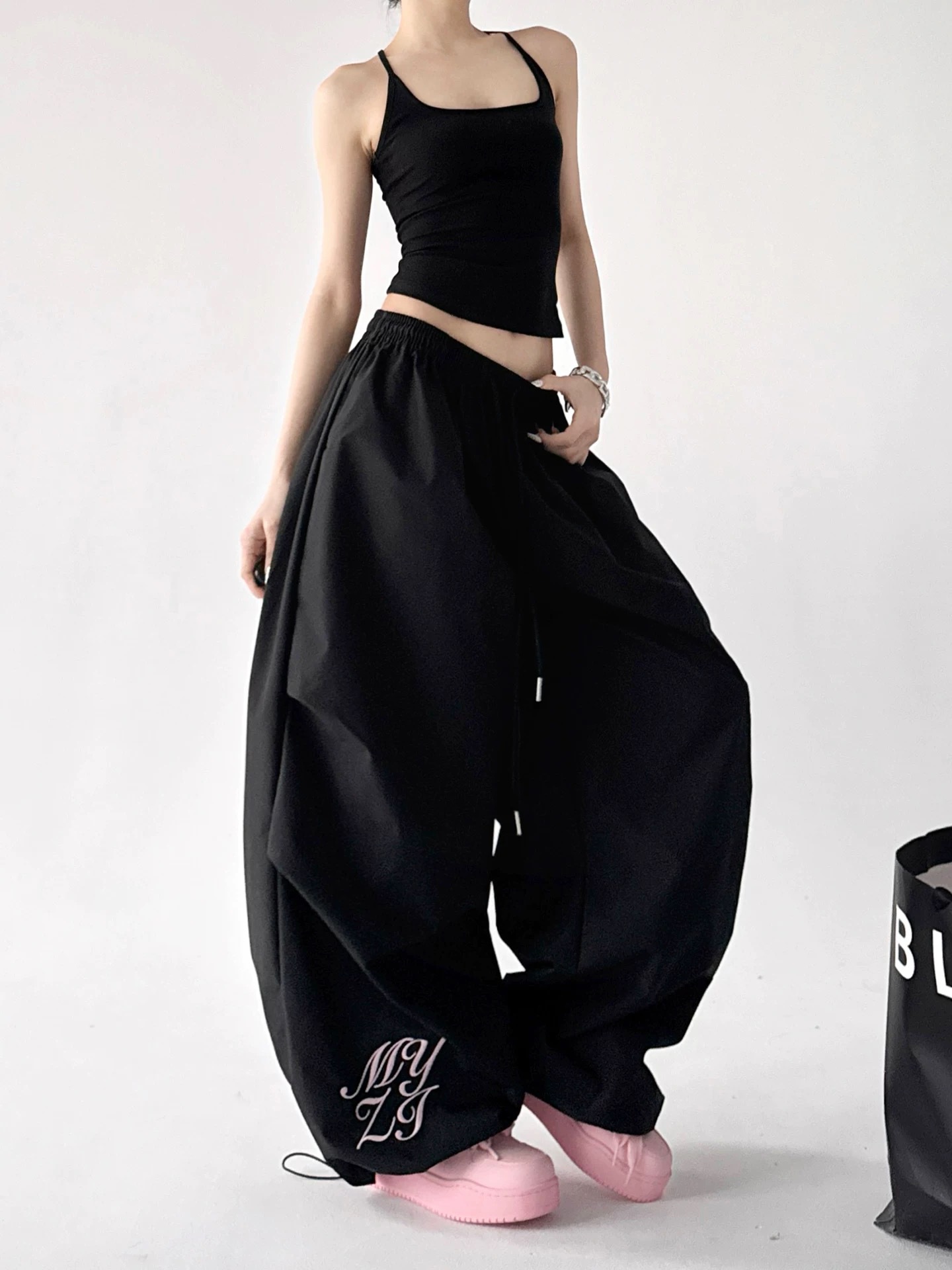 https://cf.cjdropshipping.com/quick/product/f061da5e-c77a-455e-8c40-352d6e9ba552.jpg