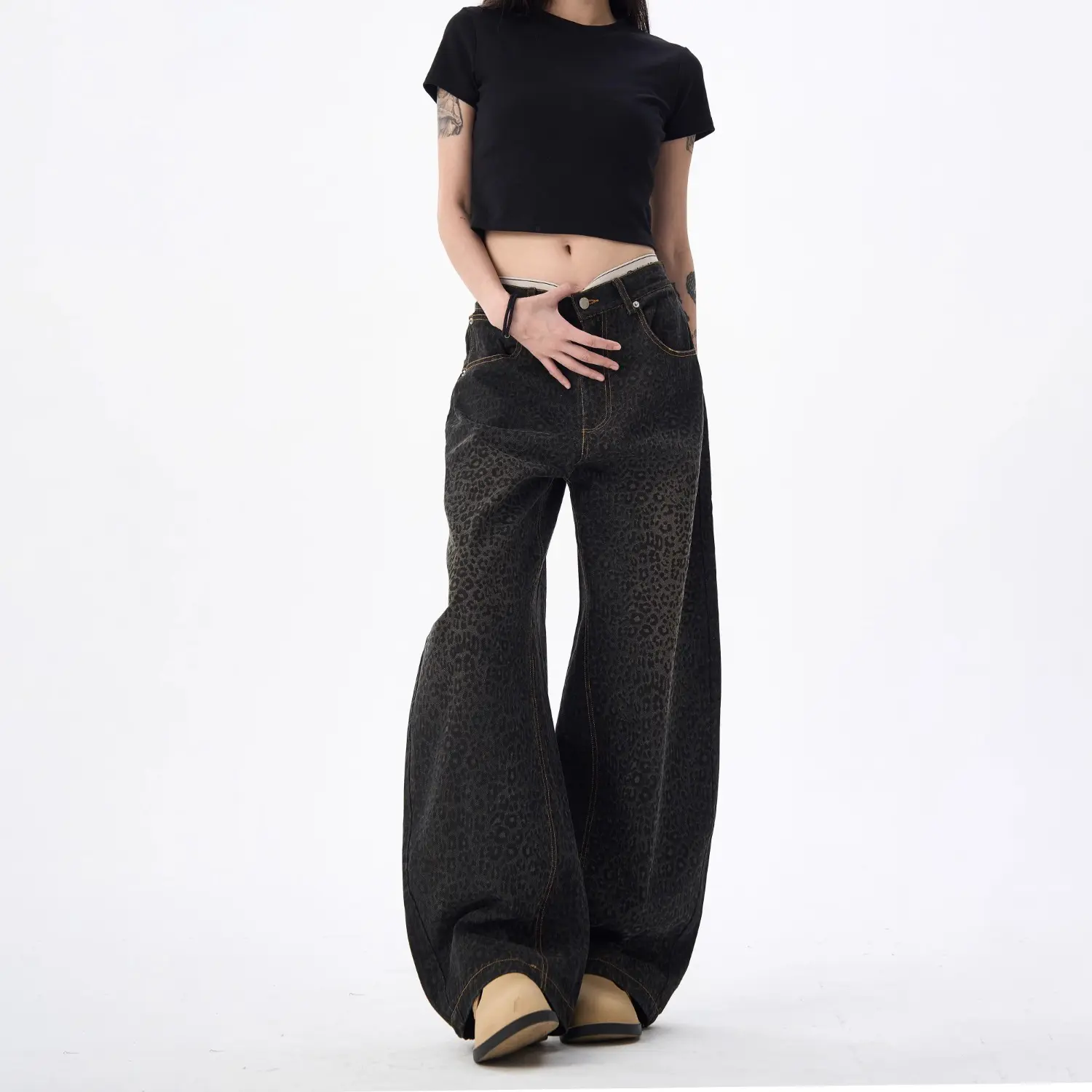 Retro Leopard-Print Bootcut Jeans