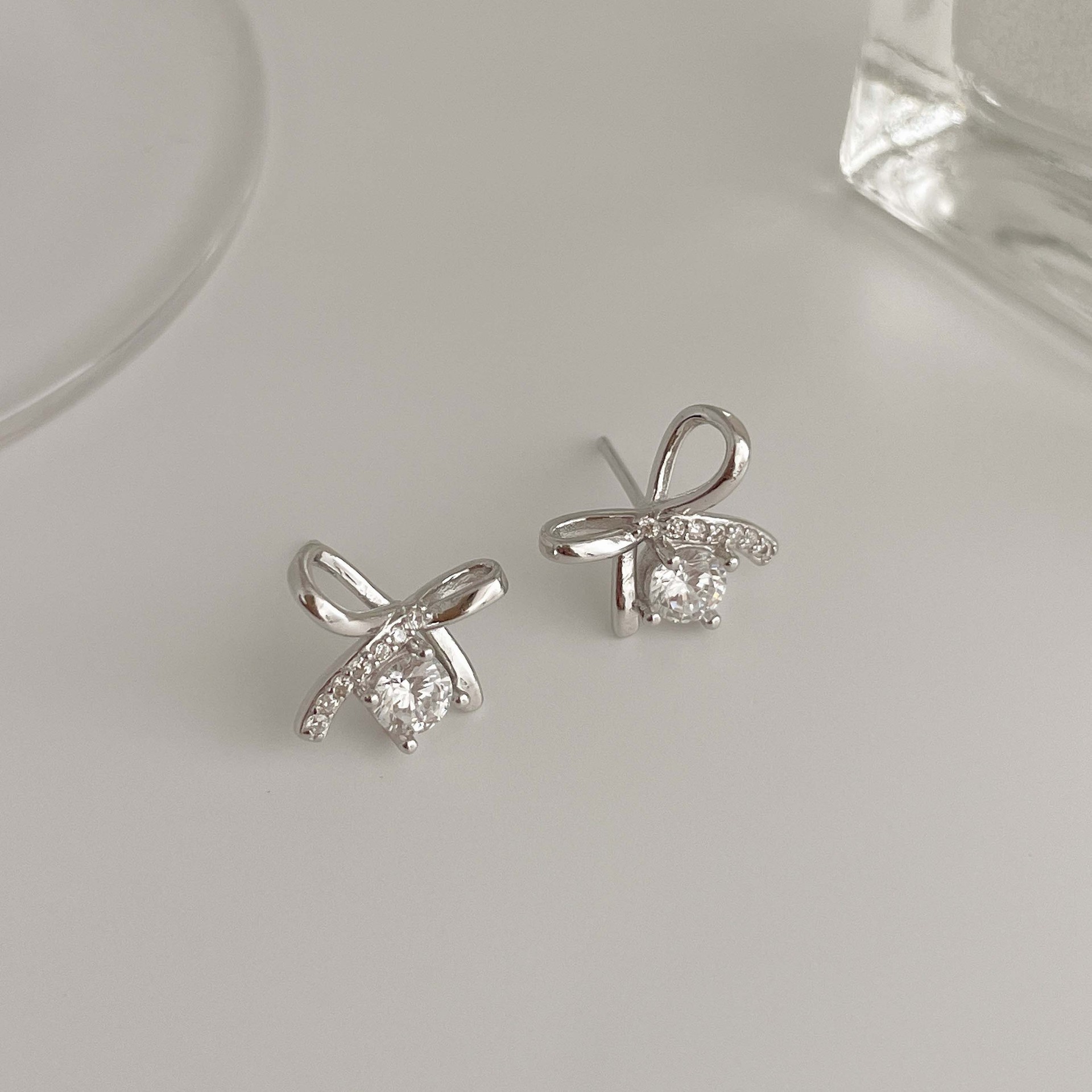S925 Sterling Silver Simple Bow Stud Earrings
