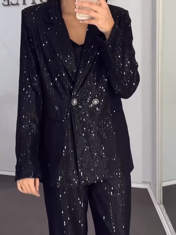 Womens Relaxed-fit High-end Autumnwinter Set With A Starry Sequin Design 3