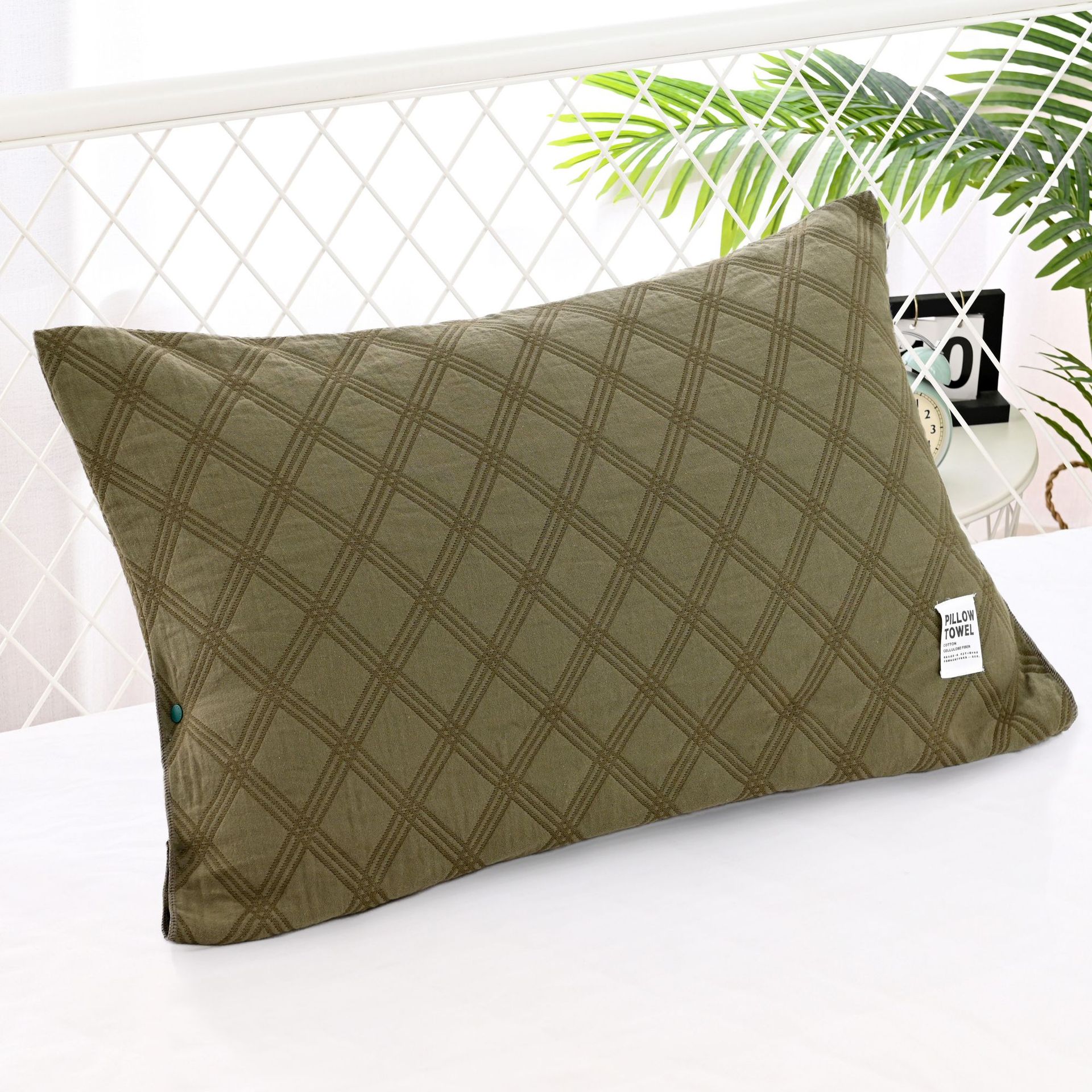 Jacquard Nordic Style Pair Of Bed Sheets And Pillowcases