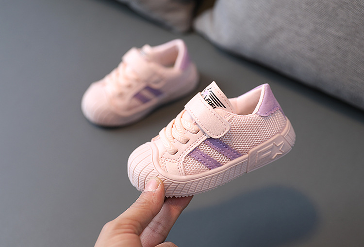 Title 4, Baby shoes for boys and girls, light and soft-s...