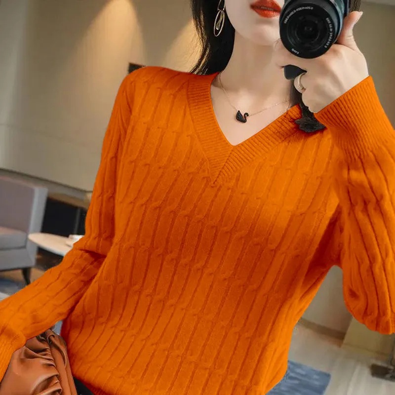 Women's AutumnWinter New V-Neck Solid Color Long-Sleeve Base Shirt