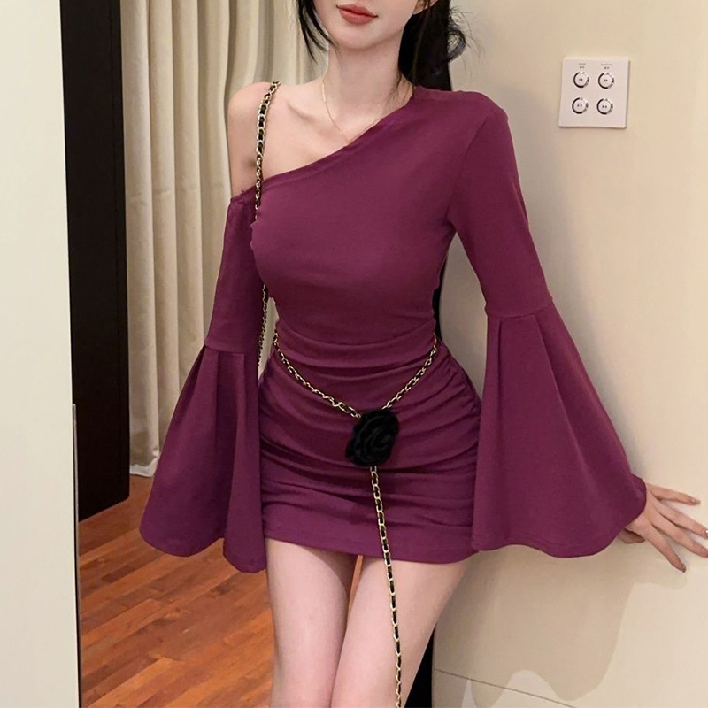 AutumnWinter Long-Sleeved Sassy Off-Shoulder Flare-Sleeve Dress