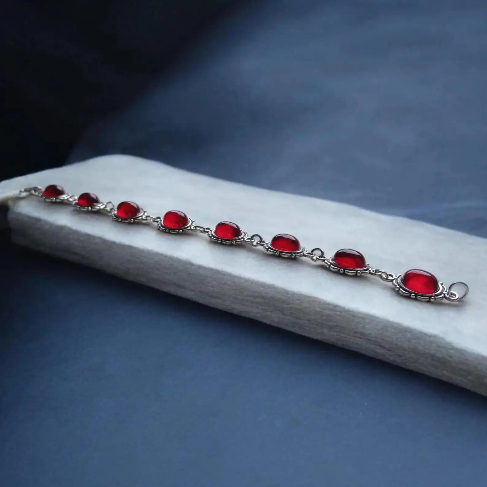Jewelry Vampire Aesthetic Dark Red Glass Bracelet
