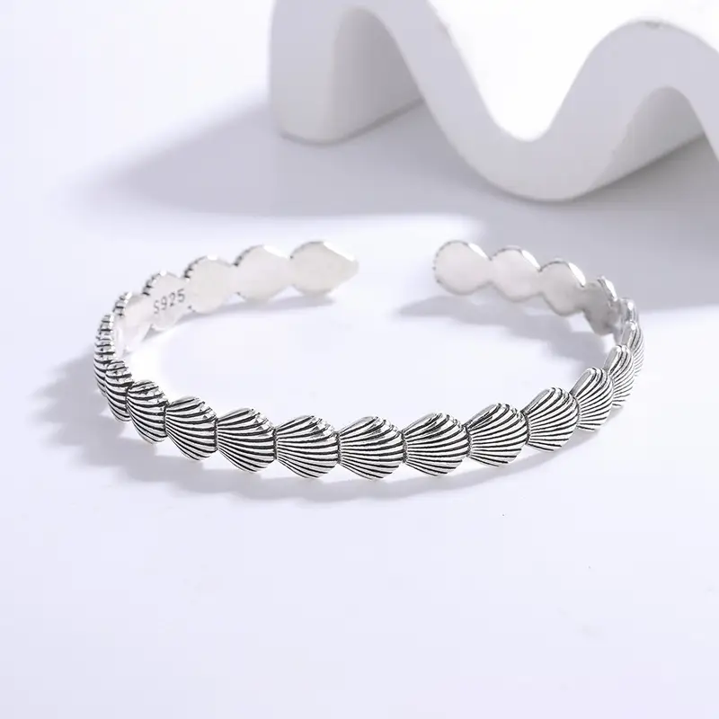 Exquisite Simple Shell Opening Distressed All-match Bracelet