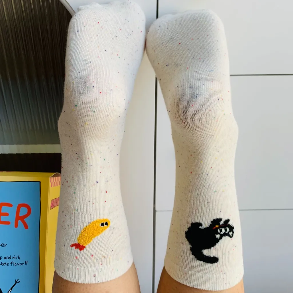 Spring And Autumn New Cute Illustration Heel Flocking Color Dots Tube Socks - Cat Fish Socks
