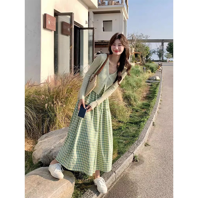 Mint Green Cardigan Suspender Skirt Mori Style Two-piece Set - Image 2