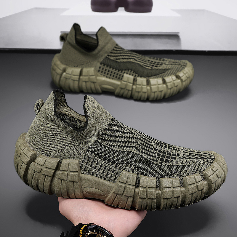 Mens Lightweight Non-slip Soft-soled Mesh Flyknit Casual Sports Shoes