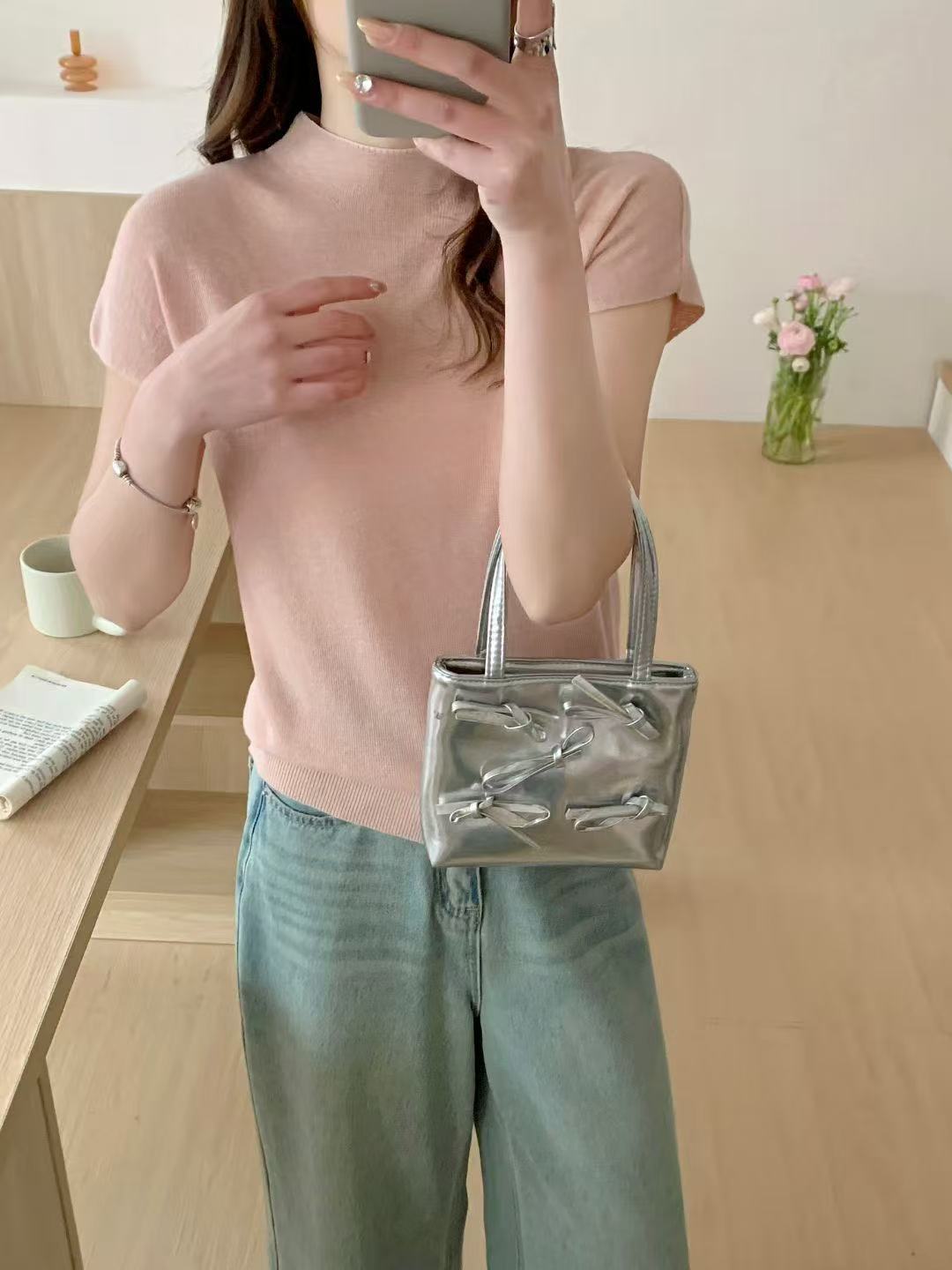 https://cf.cjdropshipping.com/quick/product/f2608108-ae30-47c5-83b7-f7036e78805c.jpg