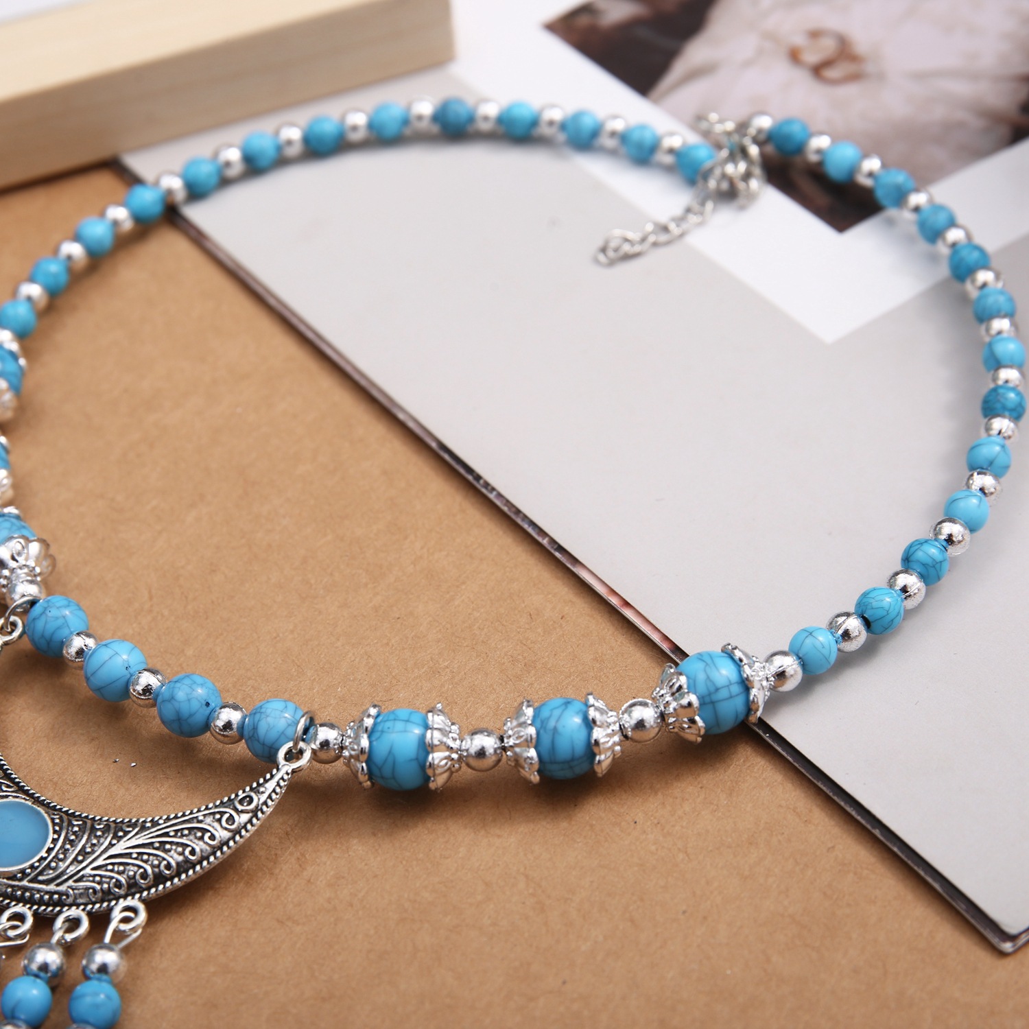 Ethnic-style Colorful Crackle-bead Pendant Necklace With Alloy Accents