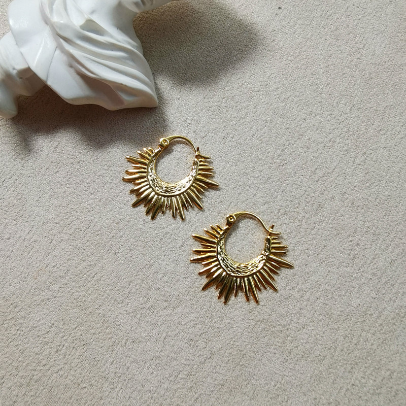 Simple Retro Golden Sun Earrings