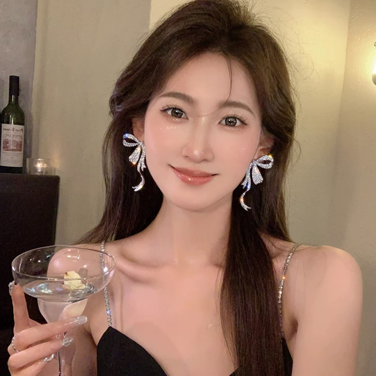 Full Diamond Ribbon Bowknot Ear Studs