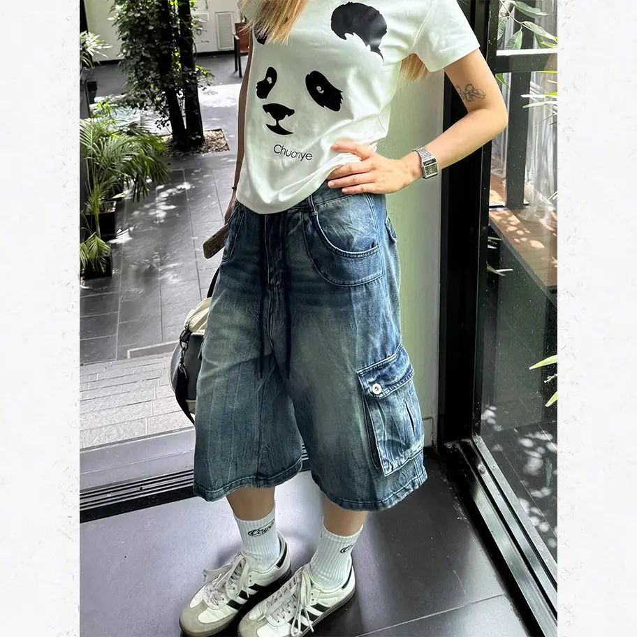 American-style Washed Loose-fit Multi-pocket Denim Capri Pants