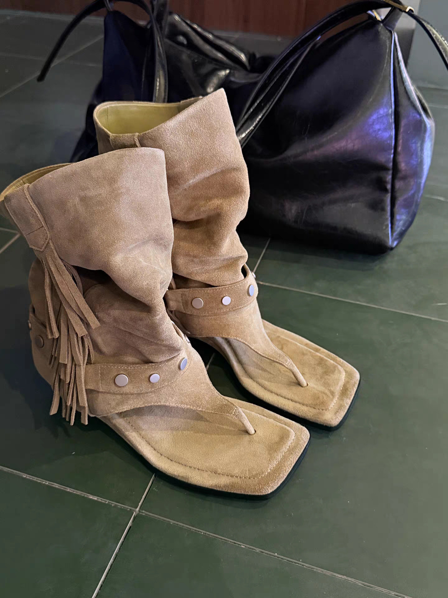 Tassel Retro Square-Toe Roman Sandals Women 24 f29a884a 2e74 4a5f 86bd 736c16ed3b78