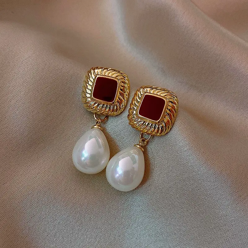 Retro Wine Red Pearl Earrings for Women Hong Kong
