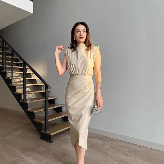 Women's Solid Color High Waist Stitching Pleated Slim Dress Apricot - Shop at LoveMi
