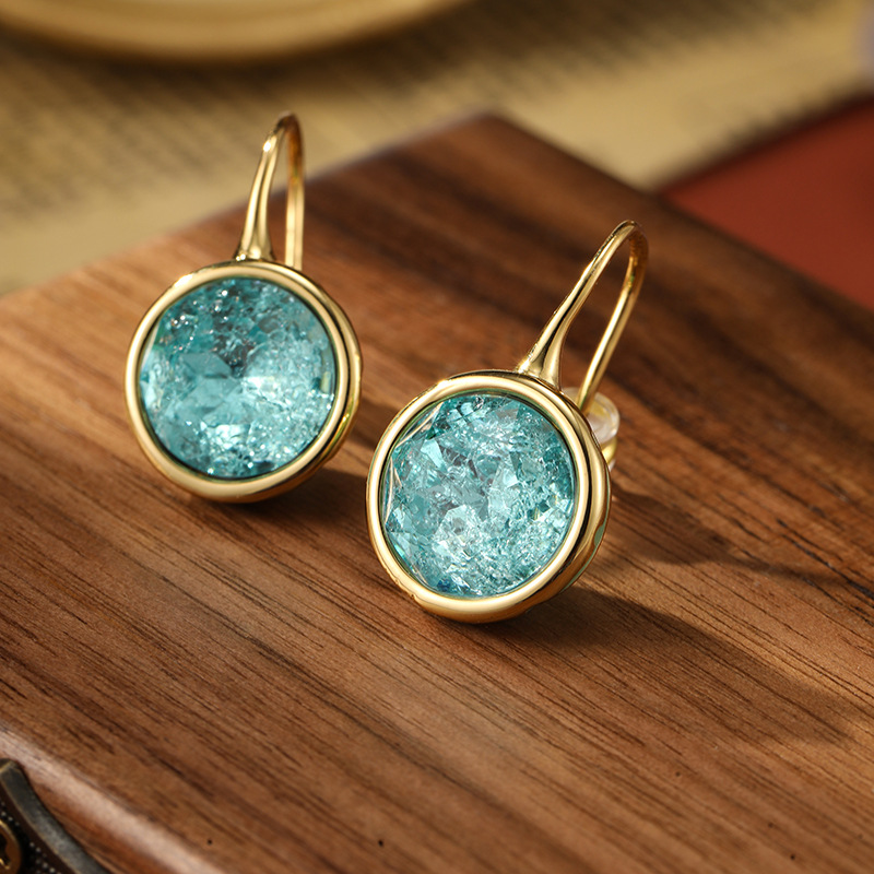 Retro Simple Women's Unique And Exquisite Earrings