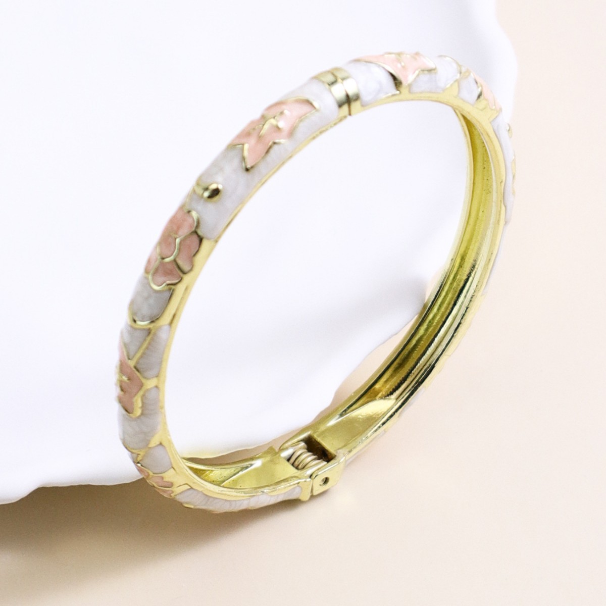 Enamel Floral Bracelet For Women - Image 3