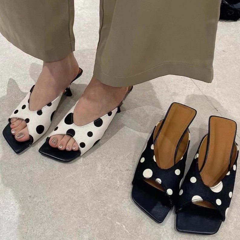Elegant Polka-dot Square-toe Horsehair Slippers For Women