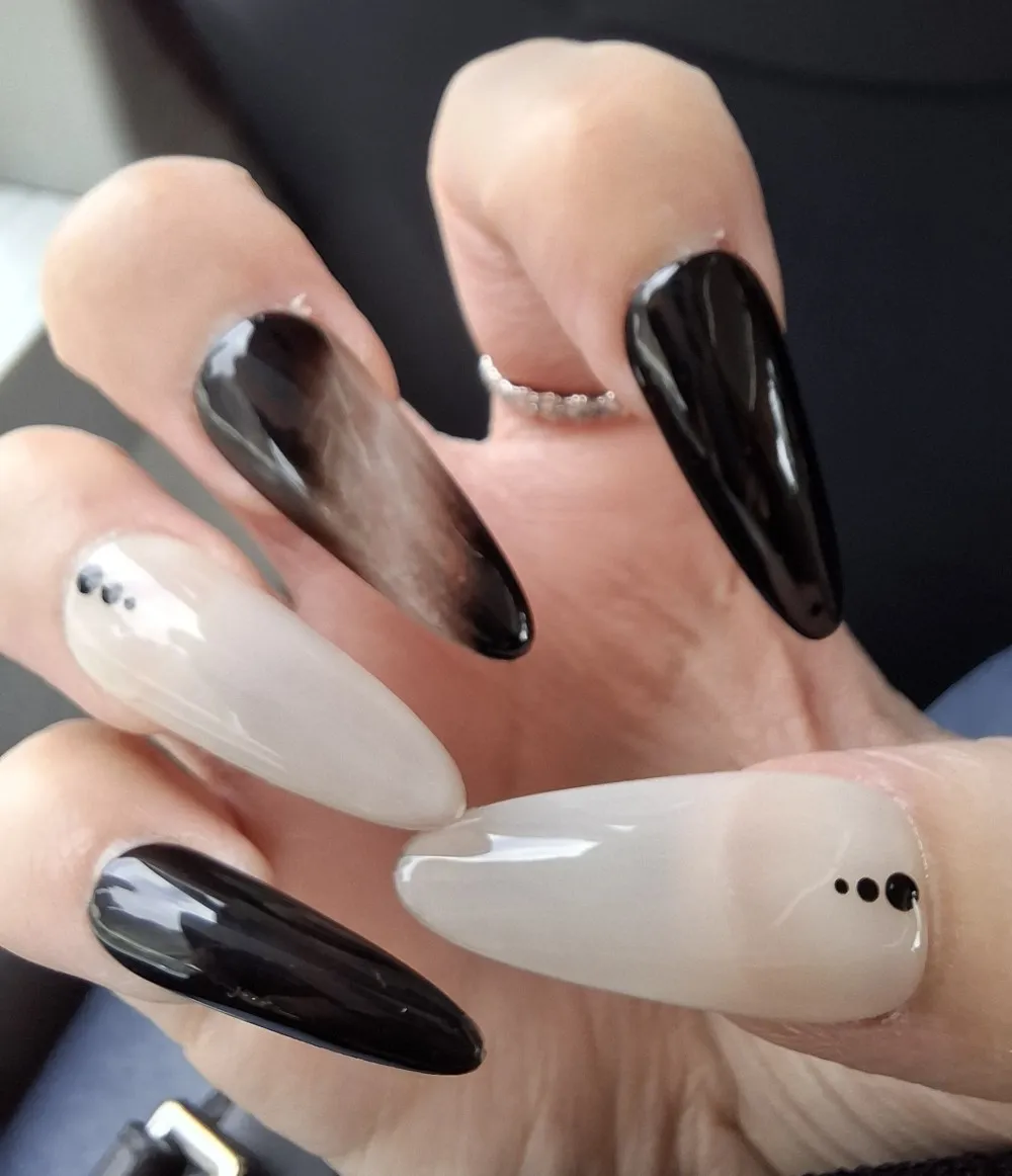 Black And White Halo Dyed New Armor - Long Almond