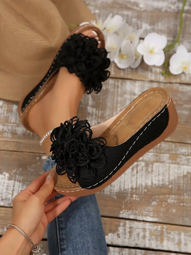 Plus-size Summer Wedge Mule Sandals With A Fish-mouth Toe Ankle Strap And Floral Design For Outdoor Wear