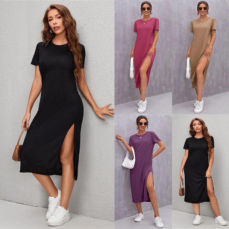 Womens Knitted Short-sleeve Dress With A Round Neck And Side Slit