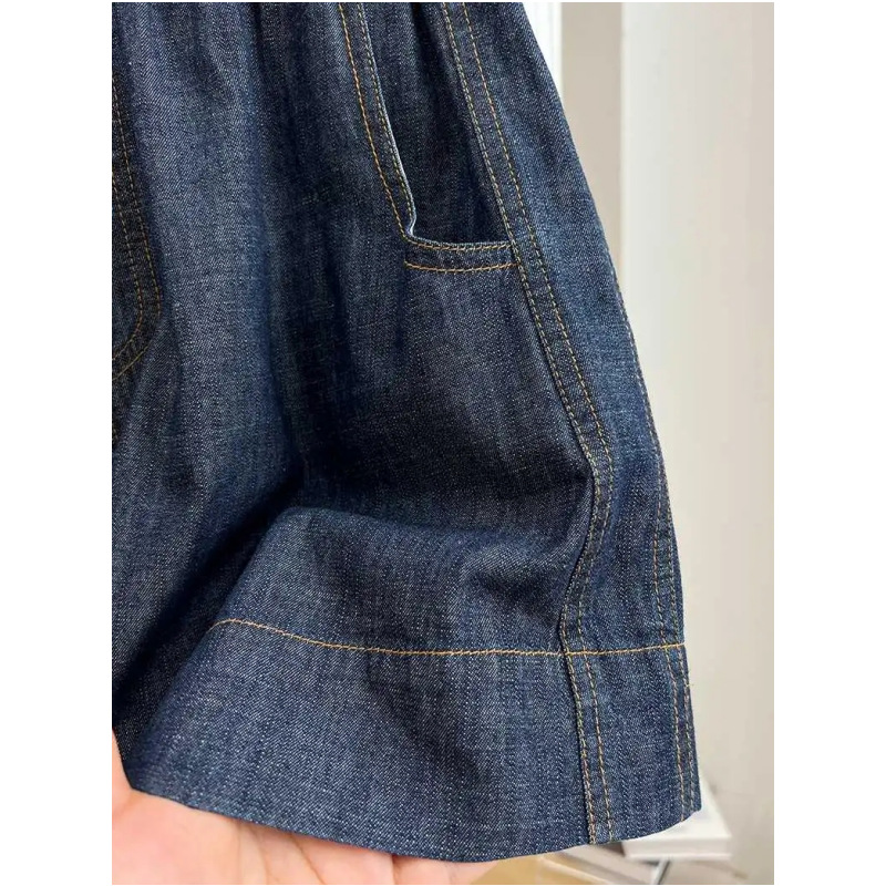 Women's Casual Denim Shorts With Elastic Waist