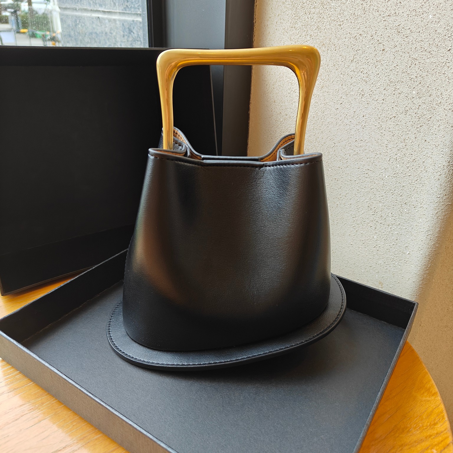 Genuine Leather Bucket Bag, picture 3 of 4