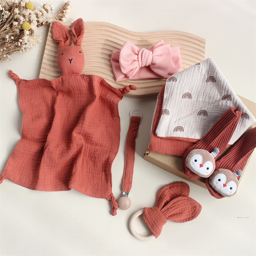 Brick Red Rabbit Gift Box