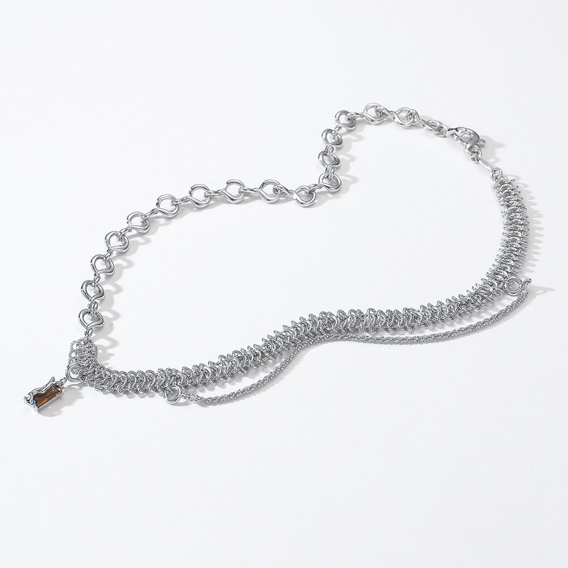 Recombinant Stitching Metal Necklace
