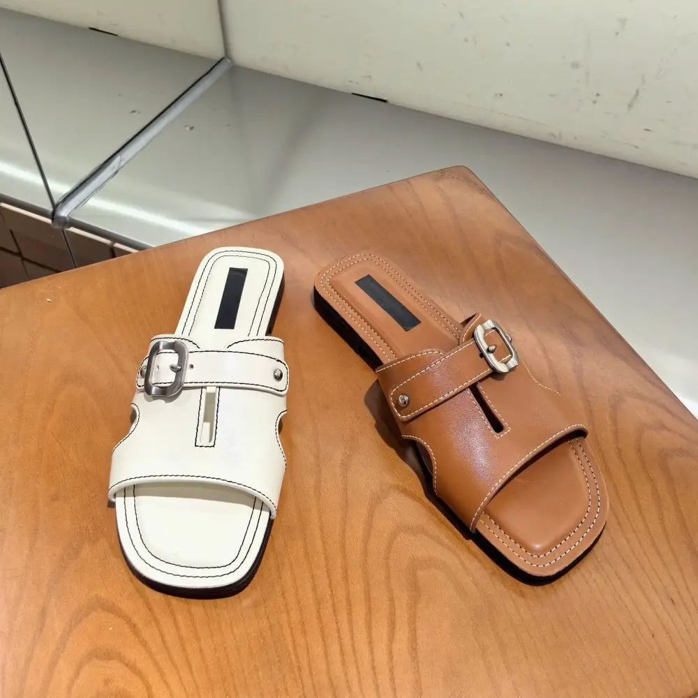 First-layer Cowhide Square-toe Casual Flat Sandals