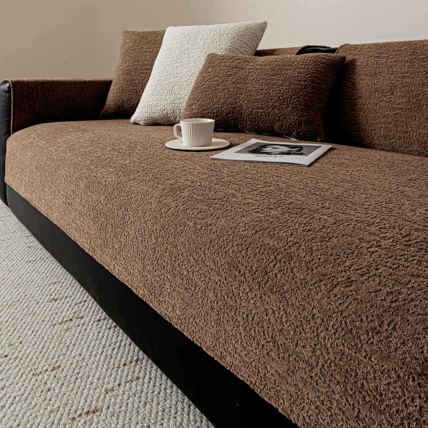 Retro-style Thick Plush Sofa Cushion
