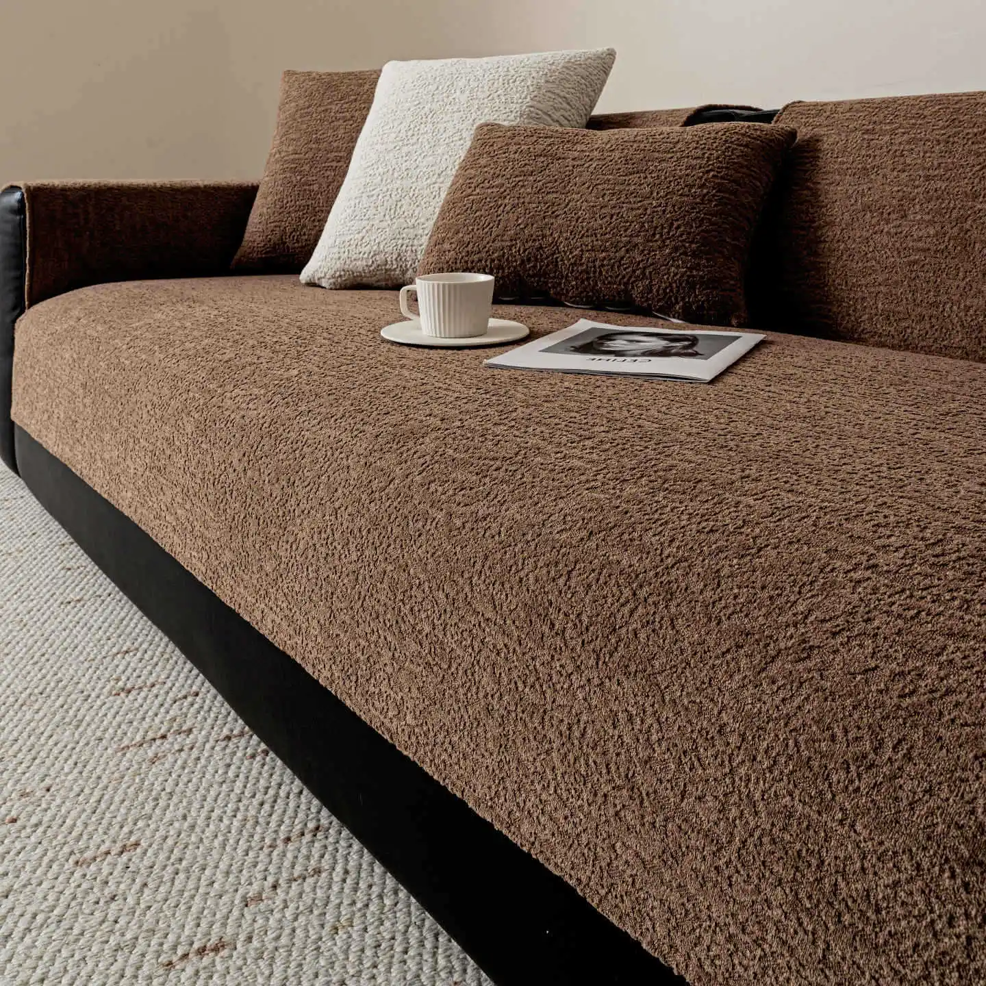 Retro-style Thick Plush Sofa Cushion