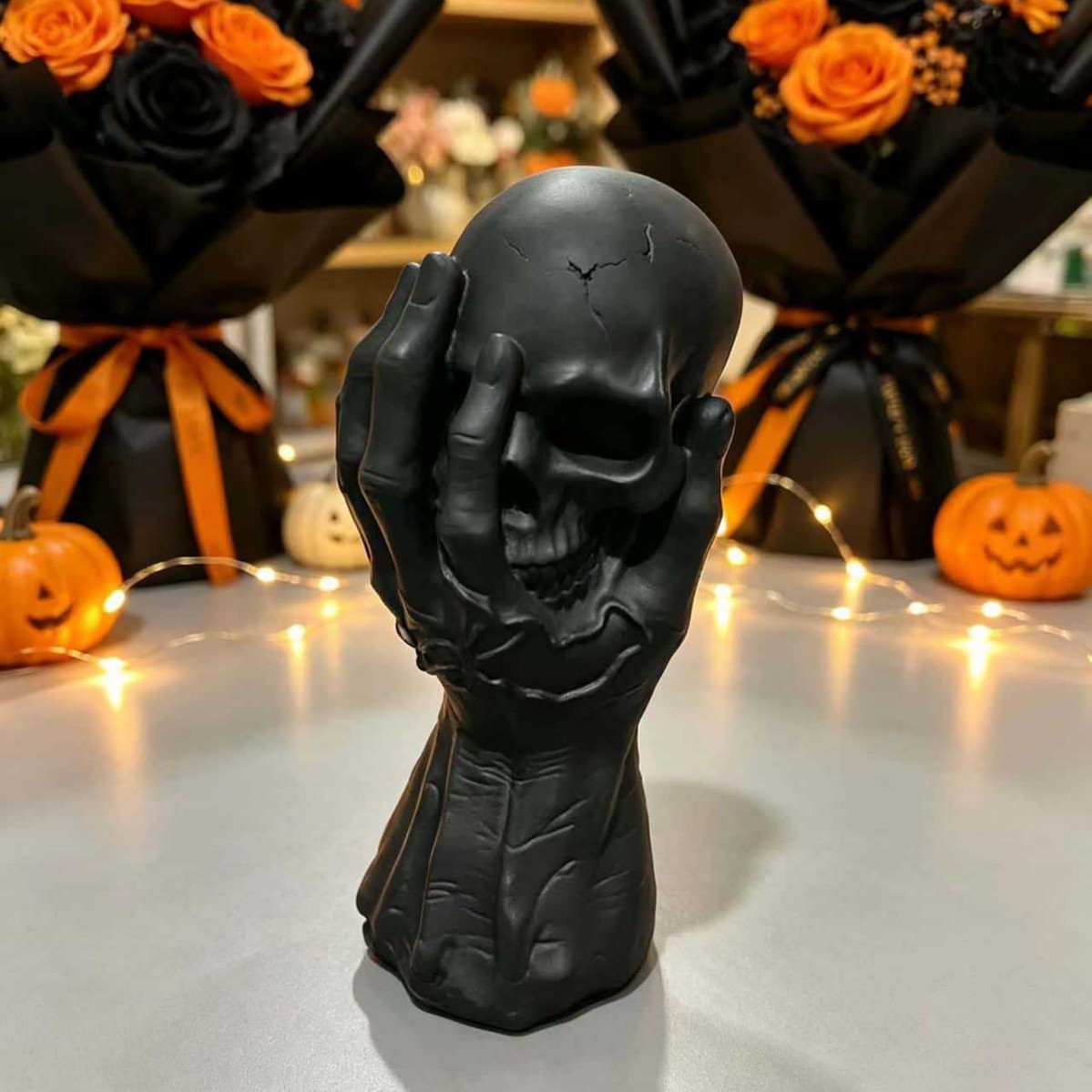 Halloween Gothic Frenzied God's Hand Ornament (Black)
