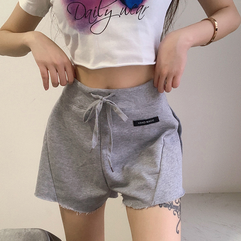 Title 7, Baita Shorts mit hoher Taille, breitem Bein und...