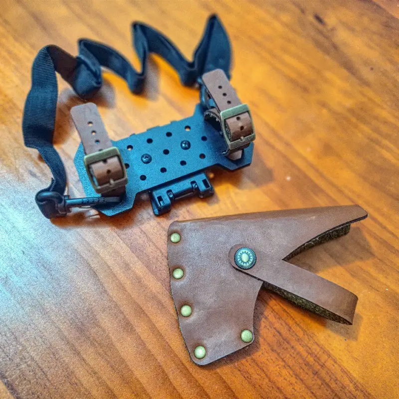 Camping Outdoor Portable And Adjustable Universal Leather Axe Cover